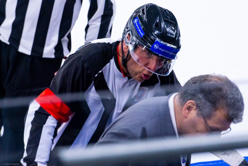 Photo hockey Division 1 - Division1 : Final four - demi finale : Strasbourg  vs Neuilly/Marne - Strasbourg jusquau bout du supense.