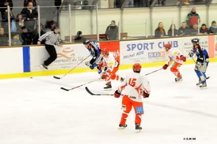 Photo hockey Division 1 - Play-off :  1/4, match retour : Caen  vs Valence - Le billet pour les 1/2