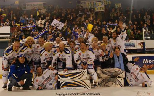 Photo hockey Division 1 - Play-off :  1/4, match retour : Montpellier  vs Avignon - Dans 60 minutes, les demies