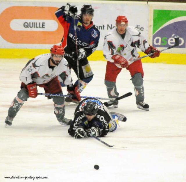Photo hockey Division 1 - Play-off : 1/2 retour : Caen  vs Cergy-Pontoise - Caen en finale