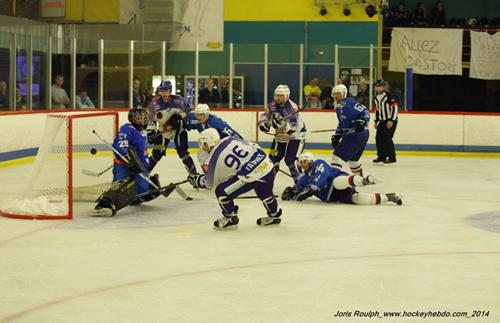 Photo hockey Division 2 -  : Avignon vs Marseille - Tranquille et efficace