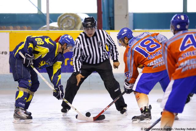 Photo hockey Division 2 -  : Clermont-Ferrand vs Limoges - Clermont trbuche en mode rglage