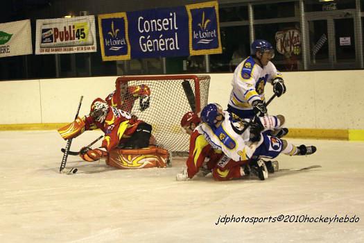 Photo hockey Division 2 - D2 : 10me journe - B : Orlans vs Wasquehal Lille - Coup de froid sur la glace