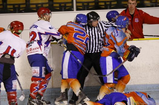 Photo hockey Division 2 - D2 : 13me journe - A : Clermont-Ferrand vs Asnires - Reportage Photos