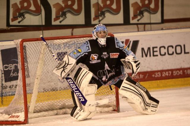 Photo hockey Division 2 - D2 : 15me journe - B : Tours  vs Compigne - Victoire encourageante pour Tours