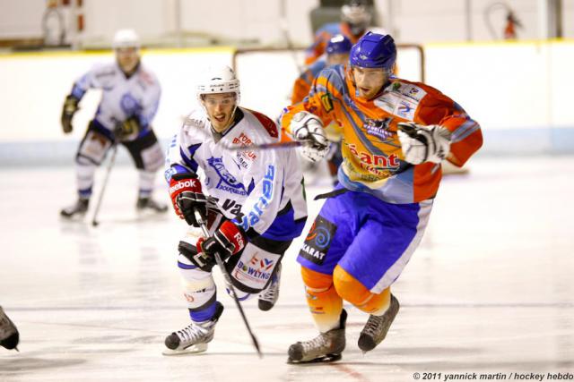 Photo hockey Division 2 - D2 : 1re journe - B : Clermont-Ferrand vs Courchevel-Mribel-Pralognan - Clermont en panne de russite