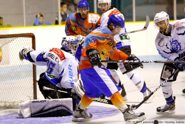 Photo hockey Division 2 - D2 : 1re journe - B : Clermont-Ferrand vs Courchevel-Mribel-Pralognan - Clermont en panne de russite