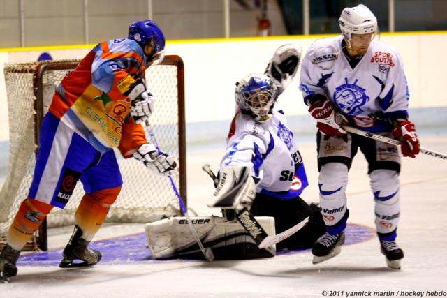 Photo hockey Division 2 - D2 : 1re journe - B : Clermont-Ferrand vs Courchevel-Mribel-Pralognan - Clermont en panne de russite