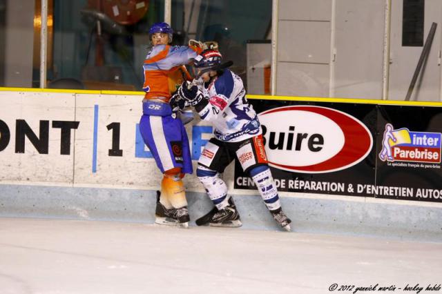 Photo hockey Division 2 - D2 : 2me journe - B : Clermont-Ferrand vs Nantes  - Clermont surprend puis craque