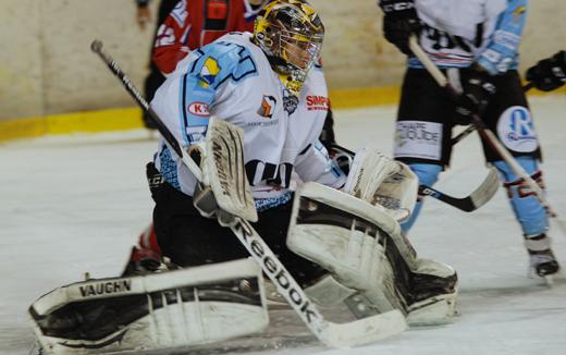 Photo hockey Division 2 - D2 : 3me journe - B : Asnires vs Tours  - Ca casse, mais a passe 