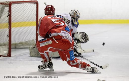 Photo hockey Division 2 - D2 : 3me journe - B : Valence vs Evry  - Reportage photos 