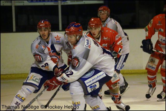 Photo hockey Division 2 - D2 : 5me journe - B : Amnville vs Lyon - Une journe en enfer