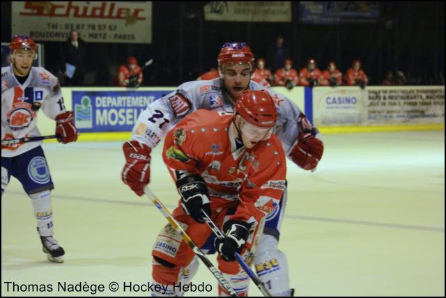 Photo hockey Division 2 - D2 : 5me journe - B : Amnville vs Lyon - Une journe en enfer