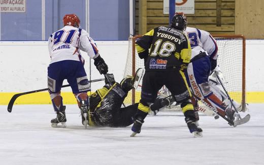 Photo hockey Division 2 - D2 : 6me journe - B : Roanne vs Asnires - Les Castors continuent leur marche en avant