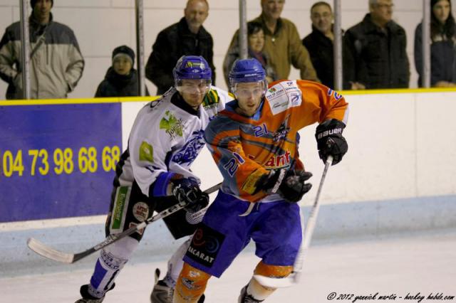 Photo hockey Division 2 - D2 : 9me journe - B : Clermont-Ferrand vs Compigne - Oh quelle belle victoire !