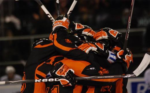 Photo hockey Division 2 - D2 : 9me journe poule A : Tours  vs Courchevel-Mribel-Pralognan - Laddition est sale