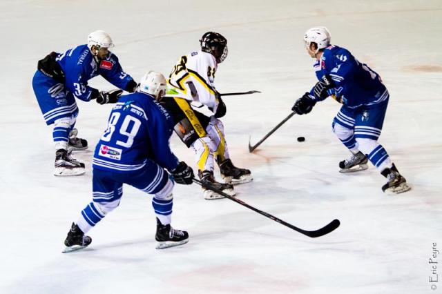 Photo hockey Division 2 - D2 : Play Down (Match 3) : Marseille vs Strasbourg II - Marseille  Strasbourg II : avantage Marseille