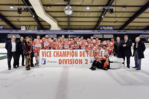Photo hockey Division 2 - D2 : play-off : finale, match 2 : Amnville vs Annecy - Les Chevaliers du Lac deviennent Rois