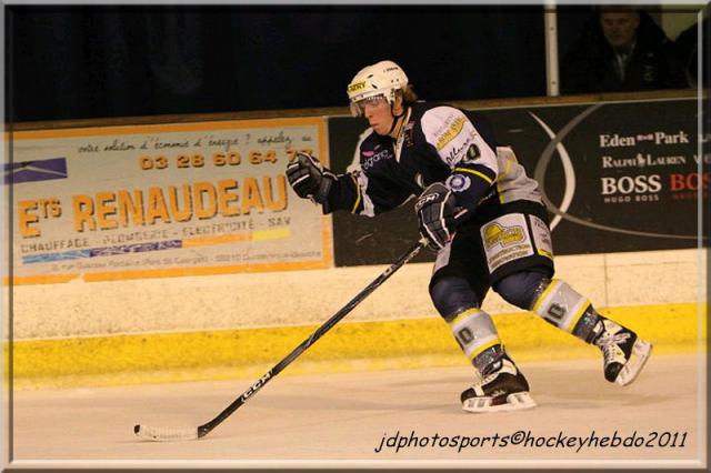 Photo hockey Division 2 - D2 : play-off, 1/2 finale, match aller : Dunkerque vs Cholet  - La manche en mer du nord