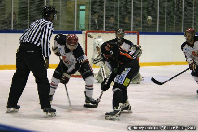 Photo hockey Division 2 - D2 : play-off, 1/8me de finale, match retour : La Roche-sur-Yon vs Evry  - Quand l