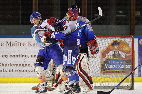 Photo hockey Division 2 - D2 : play-off, 1/8me de finale, match retour : Lyon vs Clermont-Ferrand - Lyon, loin d