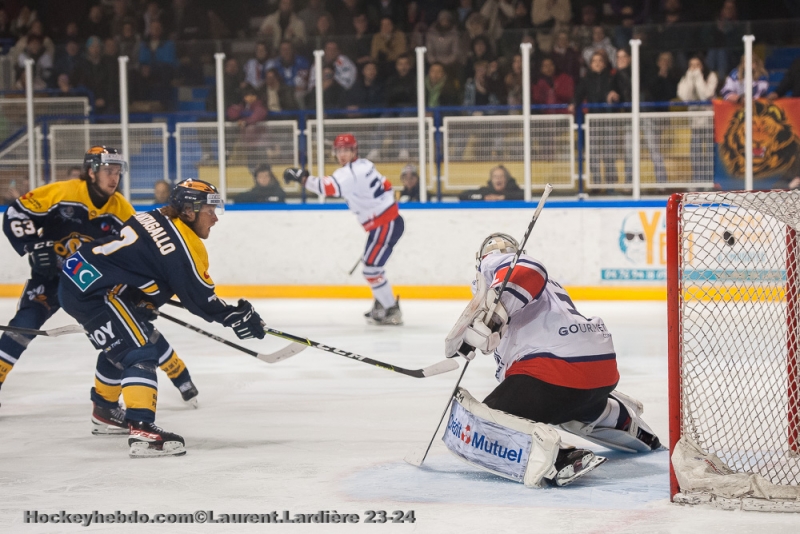 Photo hockey Division 2 - Division 2 - 1/2 Finale - Match 2 : Villard-de-Lans vs Lyon - Villard de lans en ballotage favorable