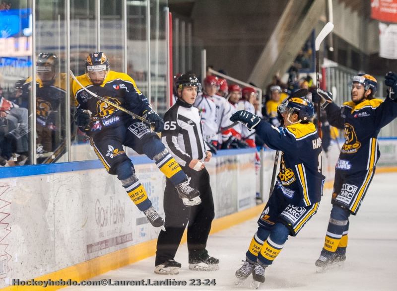 Photo hockey Division 2 - Division 2 - 1/2 Finale - Match 2 : Villard-de-Lans vs Lyon - Villard de lans en ballotage favorable