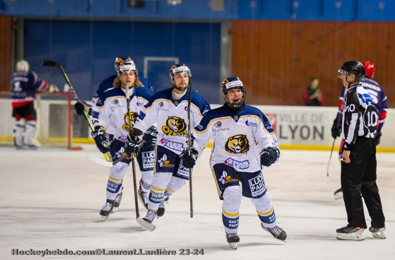 Photo hockey Division 2 - Division 2 - 1/2 Finale - Match 3 : Lyon vs Villard-de-Lans - Les Ours en finale 