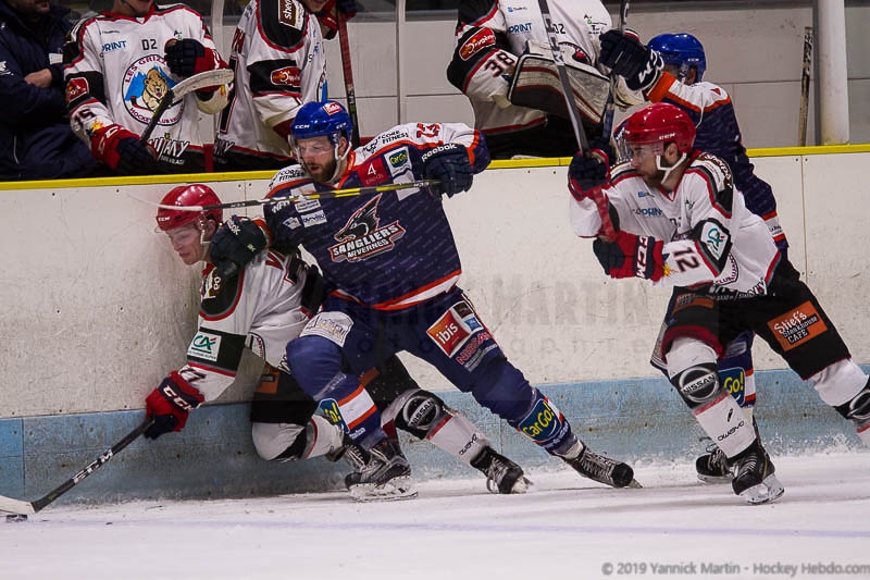 Photo hockey Division 2 - Division 2 : 11me journe : Clermont-Ferrand vs Vaujany - Clermont retrouve sa place de leader
