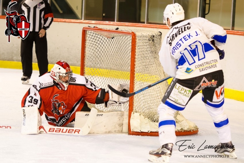 Photo hockey Division 2 - Division 2 : 13me journe : Annecy vs Courchevel-Mribel-Pralognan - Un derby explosif