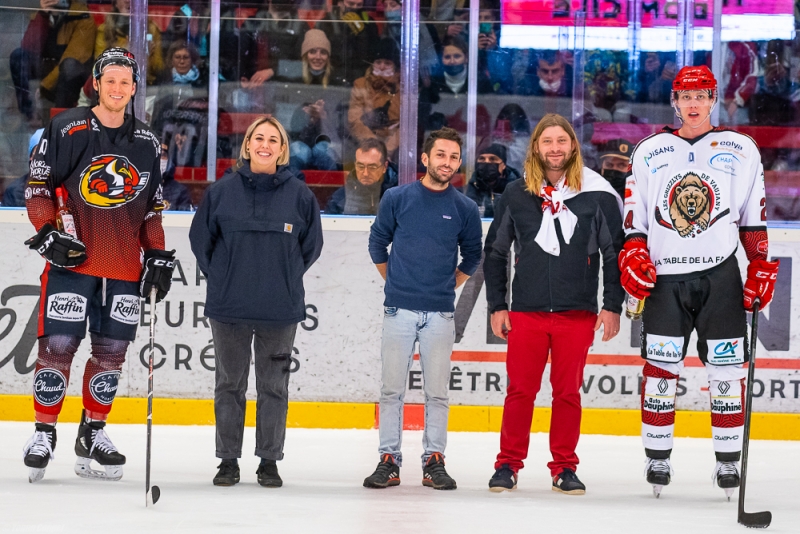Photo hockey Division 2 - Division 2 : 13me journe : Morzine-Avoriaz vs Vaujany - La srie continue pour les pingouins