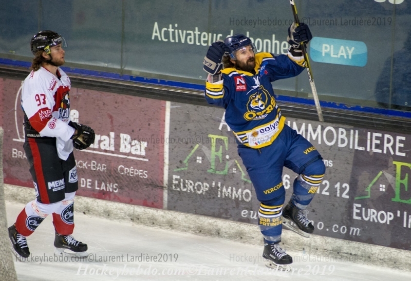 Photo hockey Division 2 - Division 2 : 13me journe : Villard-de-Lans vs Morzine-Avoriaz - Les Pingouins s