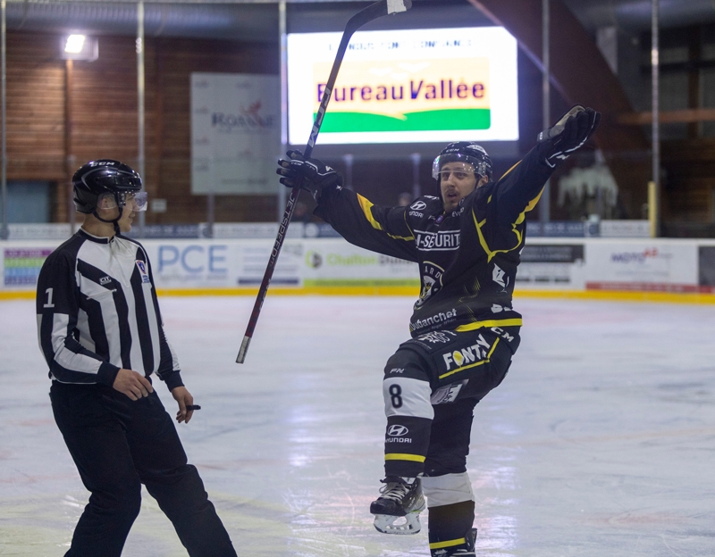 Photo hockey Division 2 - Division 2 : 14me journe : Roanne vs Villard-de-Lans - D2 : Roanne revient aux affaires