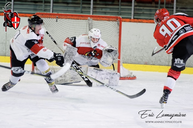 Photo hockey Division 2 - Division 2 : 15me journe : Annecy vs Morzine-Avoriaz - Ici, cest Annecy 