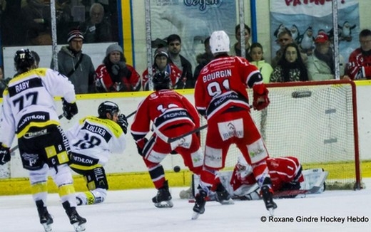 Photo hockey Division 2 - Division 2 : 15�me journ�e : Dijon  vs Roanne - Le rus� renard fait s