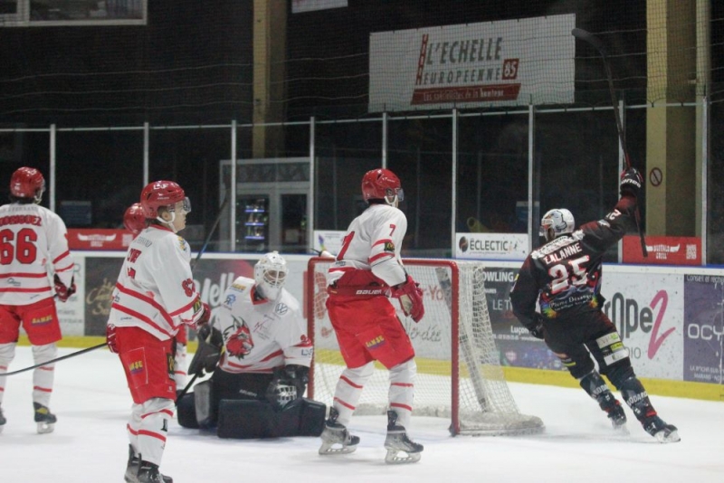 Photo hockey Division 2 - Division 2 : 15me journe : La Roche-sur-Yon vs Valence - Valence fait la passe de 3 en Vende