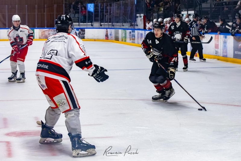Photo hockey Division 2 - Division 2 : 16�me journ�e : Toulouse-Blagnac vs Dijon  - Les filets ont trembl� 