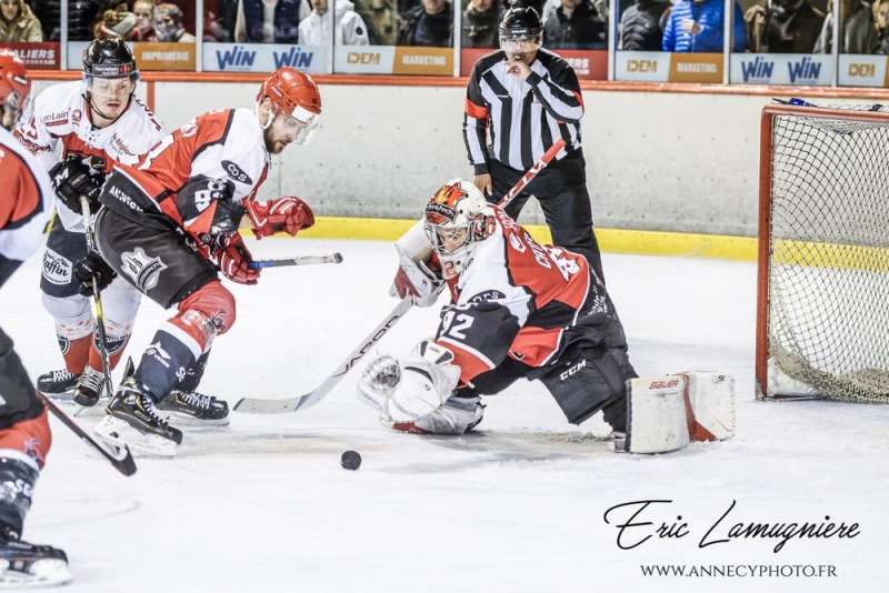 Photo hockey Division 2 - Division 2 : 17me journe : Annecy vs Morzine-Avoriaz - Les Chevaliers arrachent un point  Morzine