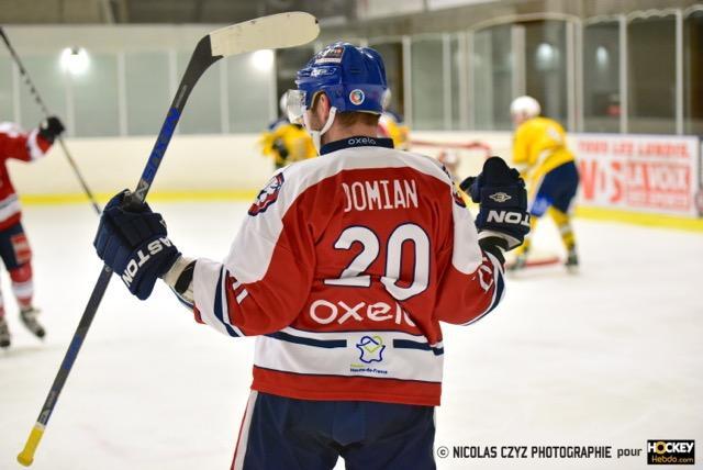 Photo hockey Division 2 - Division 2 : 17me journe : Wasquehal Lille vs Evry / Viry (EVH 91) - D2 : Les Lions: Le plaisir de rugir