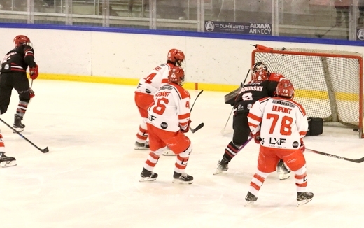 Photo hockey Division 2 - Division 2 : 18�me journ�e : Annecy vs Valence - Annecy s�offre le leader