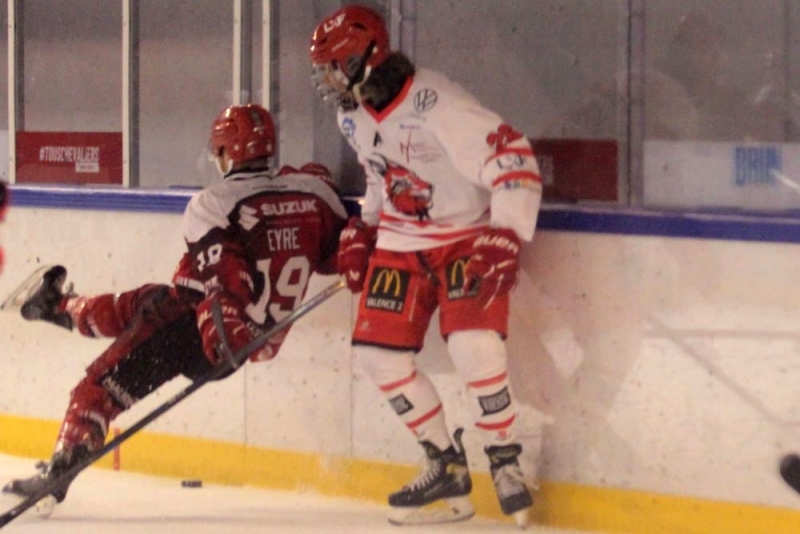 Photo hockey Division 2 - Division 2 : 18me journe : Annecy vs Valence - Annecy stoppe Valence