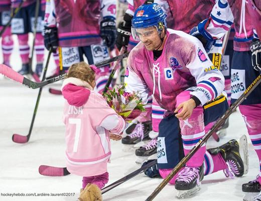 Photo hockey Division 2 - Division 2 : 18me journe : Villard-de-Lans vs Avignon - D2 : Les Ours en Rose ? Et aprs !