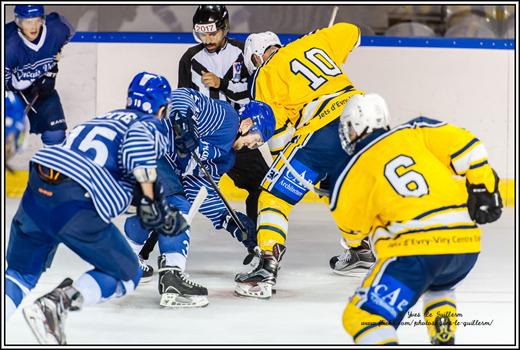 Photo hockey Division 2 - Division 2 : 2me journe : Paris (FV) vs Evry / Viry (EVH 91) - Les Franais volants en vol stationnaire haut