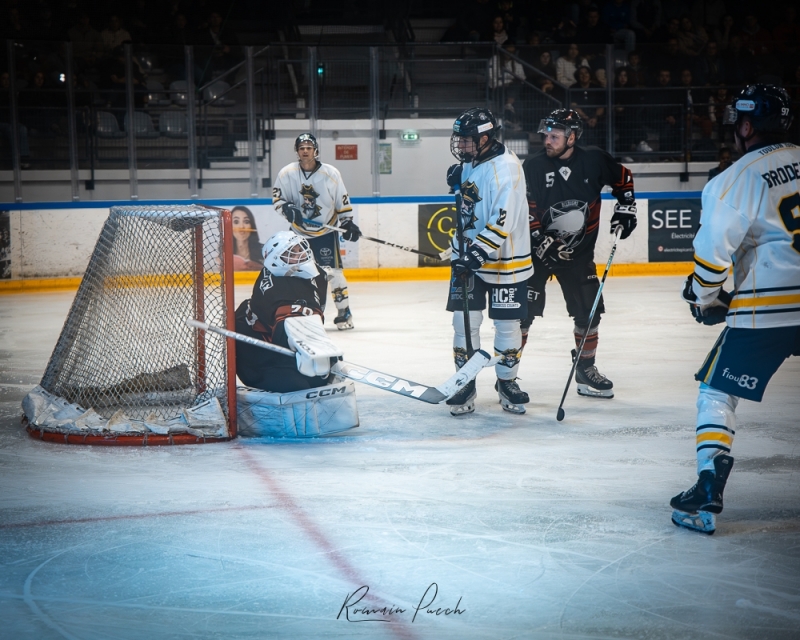 Photo hockey Division 2 - Division 2 : 3ème journée : Toulouse-Blagnac vs Toulon - Les Bélougas s’imposent au bout du suspense face aux Boucaniers Photo hockey Division 2 - Division 2 : 3ème journée : Toulouse-Blagnac vs Toulon - Les Bélougas s’imposent au bout du suspense face aux Boucaniers
