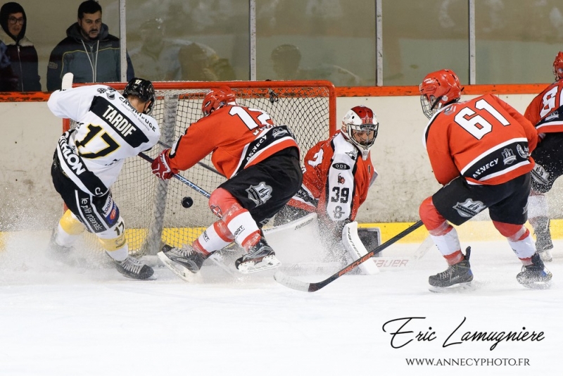 Photo hockey Division 2 - Division 2 : 5me journe : Annecy vs Roanne - Les gardiens  lhonneur