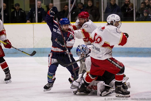 Photo hockey Division 2 - Division 2 : 5me journe : Clermont-Ferrand vs Valence - Les Sangliers au bout du suspens
