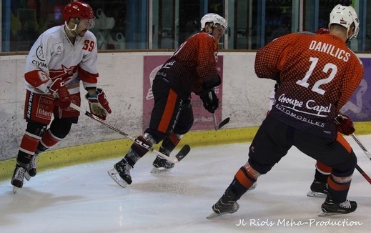 Photo hockey Division 2 - Division 2 : 7me journe : Montpellier  vs Valence - D2 - Carton plein pour les Vipers