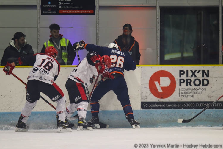 Photo hockey Division 2 - Division 2 : 8me journe : Clermont-Ferrand vs Annecy - Un nouveau loup pour Clermont
