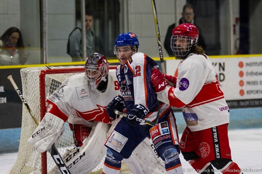 Photo hockey Division 2 - Division 2 : 9me journe : Clermont-Ferrand vs Valence - Clermont se rveille et s