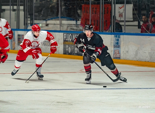 Photo hockey Division 2 - Division 2 - Amical - Toulouse s�rieux et appliqu�s face � Jaca 